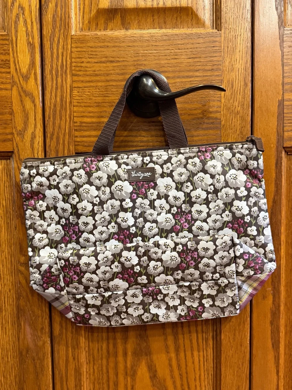 Thirty-One Gifts Uptown Plaid thermal lunch bag and make-up/toiletry bags.